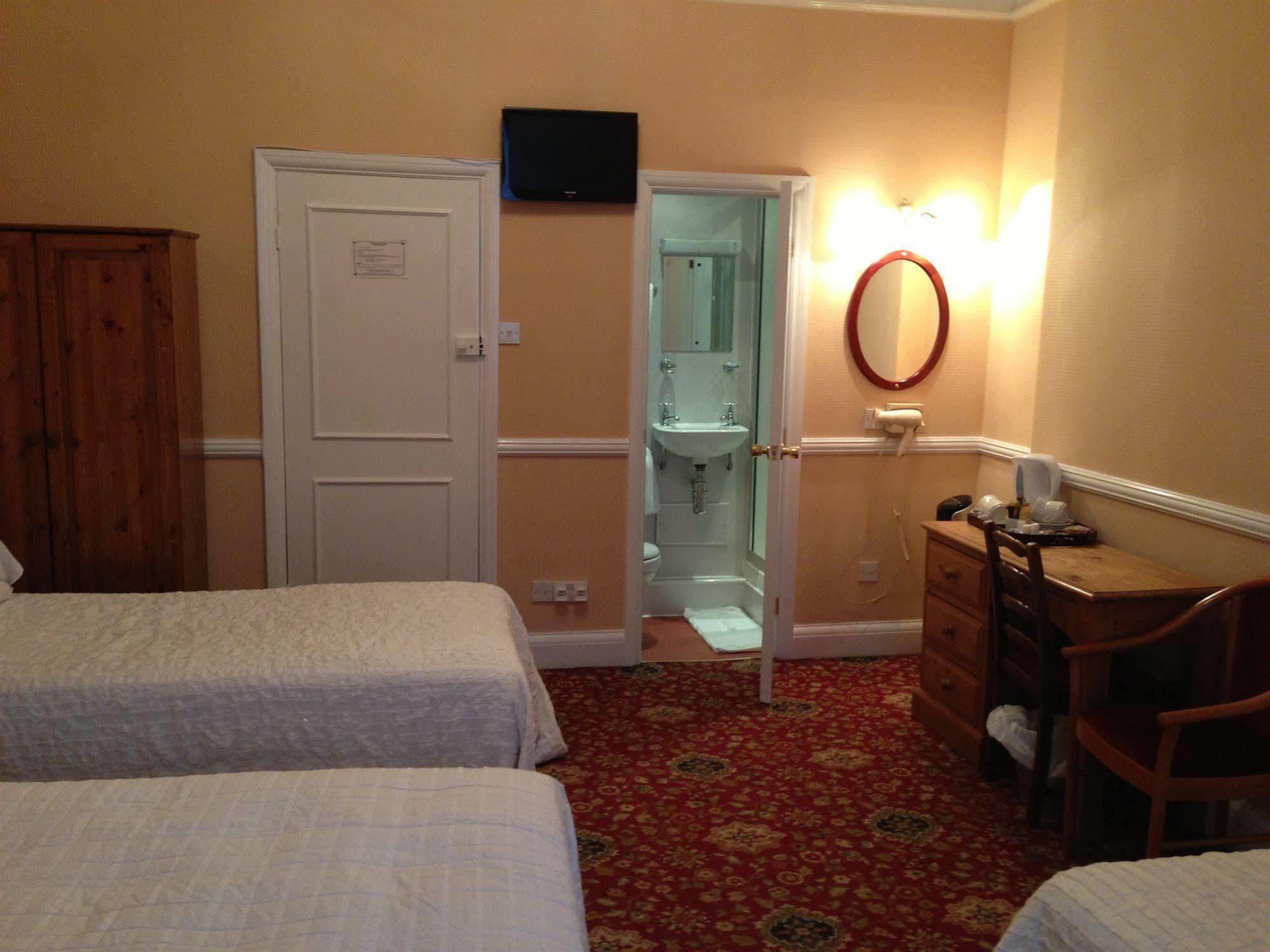 Balmoral House Hotel ลอนดอน ภายนอก รูปภาพ