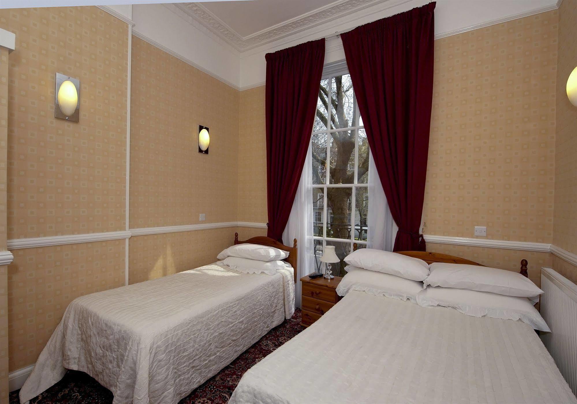 Balmoral House Hotel ลอนดอน ภายนอก รูปภาพ