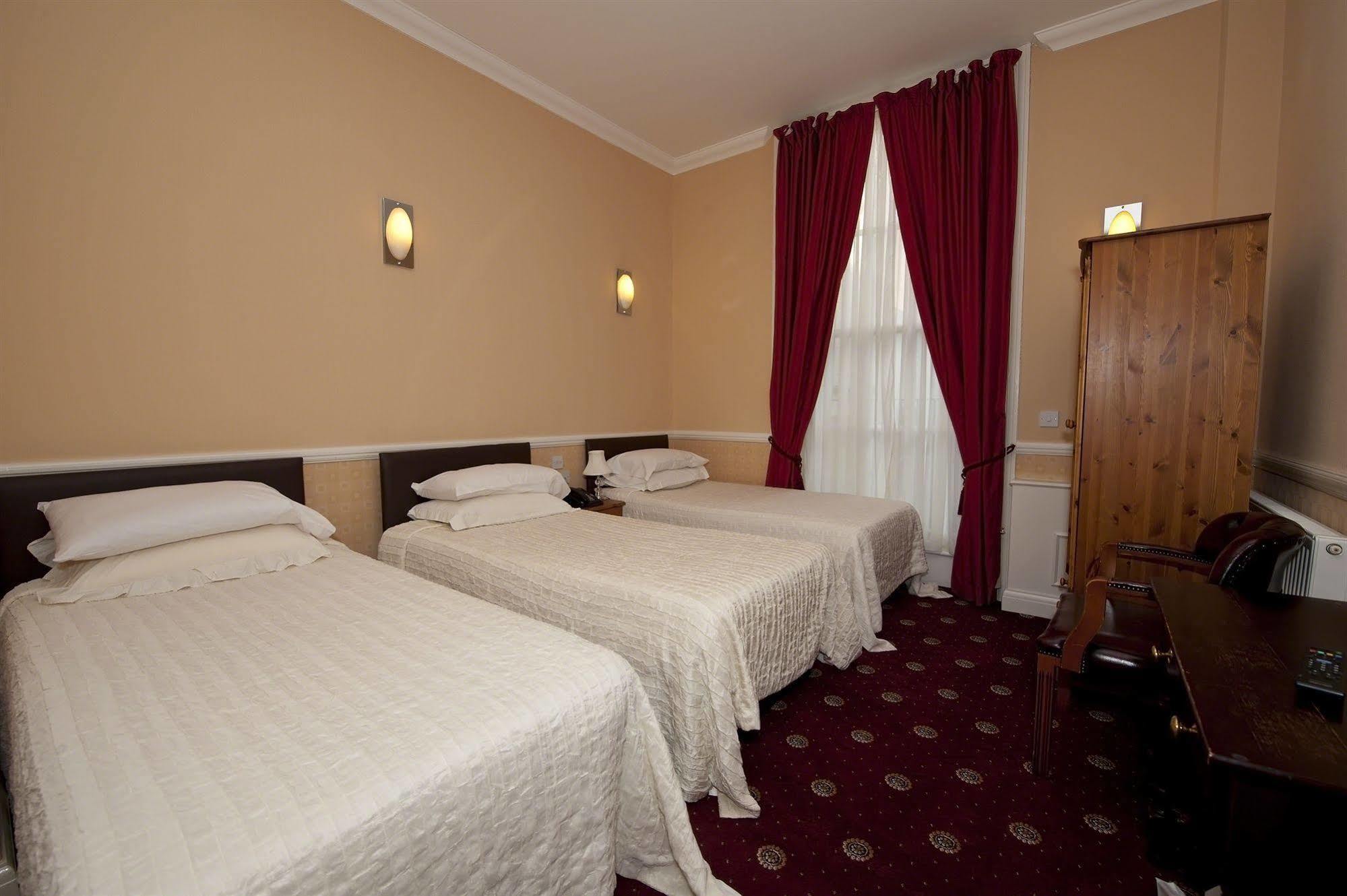 Balmoral House Hotel ลอนดอน ภายนอก รูปภาพ